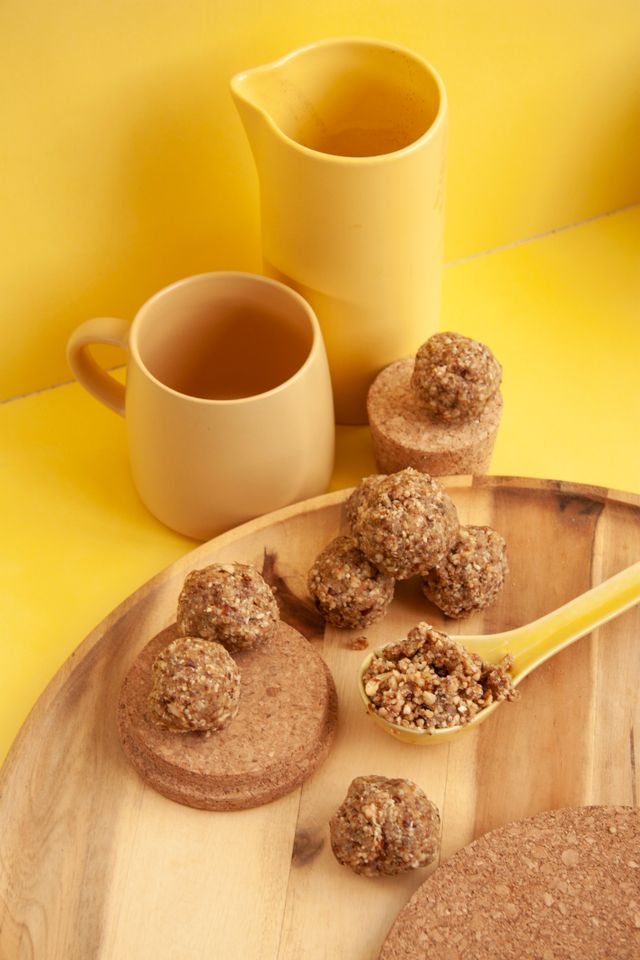 boule-energetique-caroube-datte-ramitos-terroir-recette